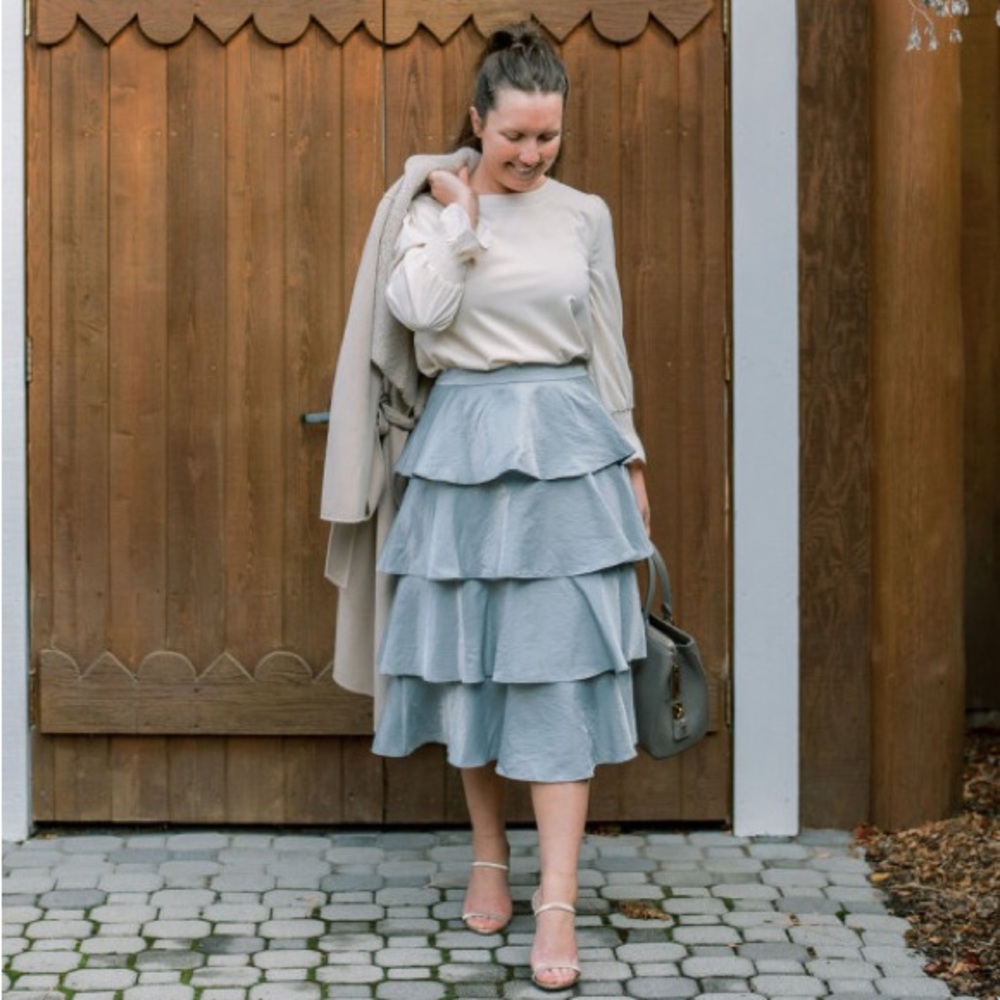 Dainty Jewells skirt